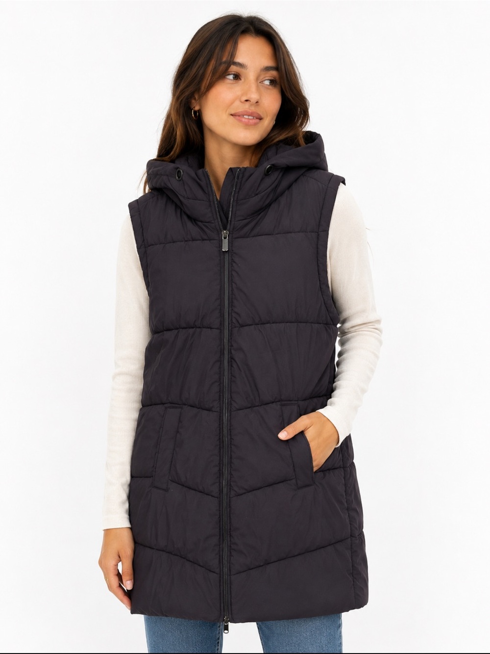 Reitmans Black Puffer Vest with Hood
